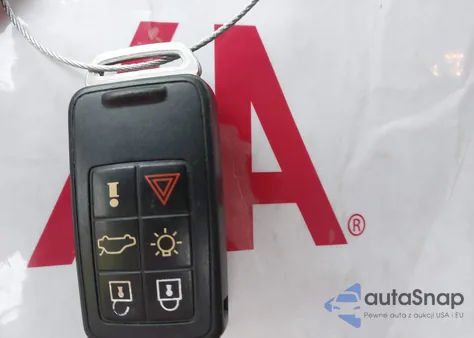 2013 Volvo S60 T5/T5 Platinum/T5 Premier/T5 Premier Plus из США, поврежденный, VIN YV1612FS6D2229587